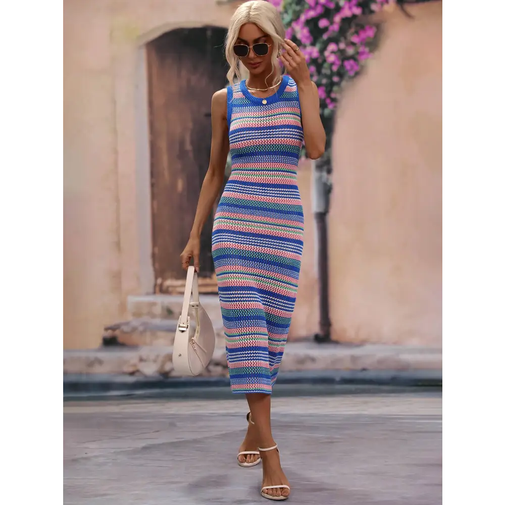 Chic Striped Round Neck Sleeveless Midi Dress for Beach Days