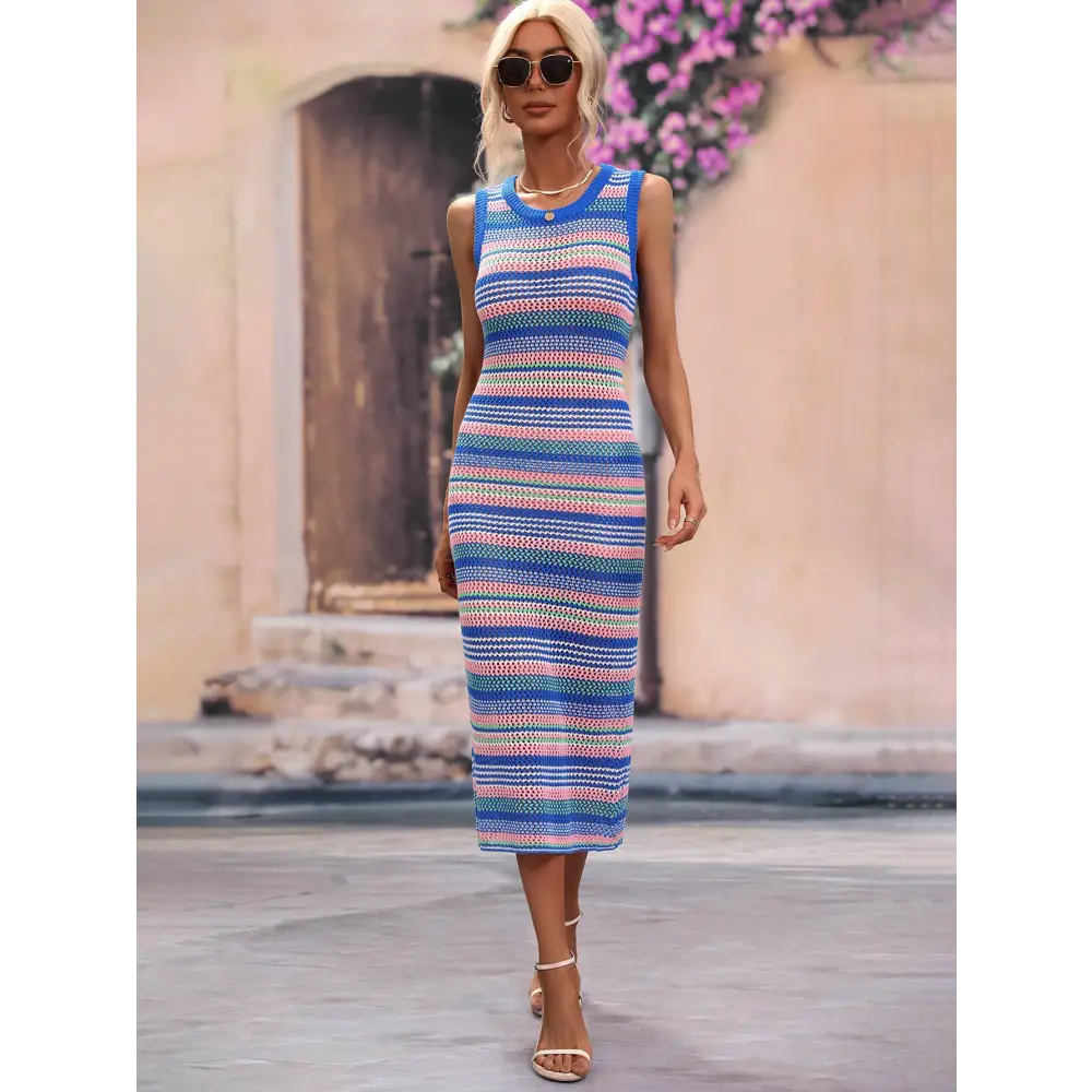 Chic Striped Round Neck Sleeveless Midi Dress for Beach Days