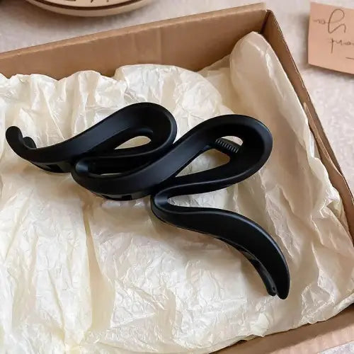 Stunning Bailey Alloy Acrylic Hair Claw Clip