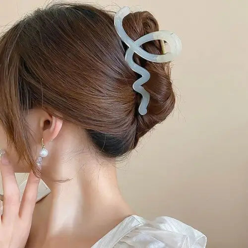 Stylish Acrylic Hair Claw Clip