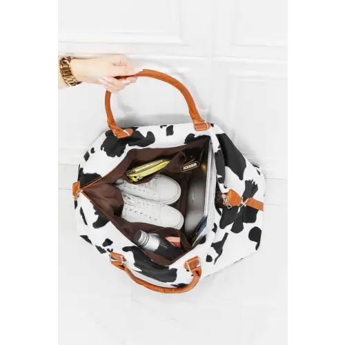 Stylish Animal Print Plush Weekender - Perfect for Trendy Travelers