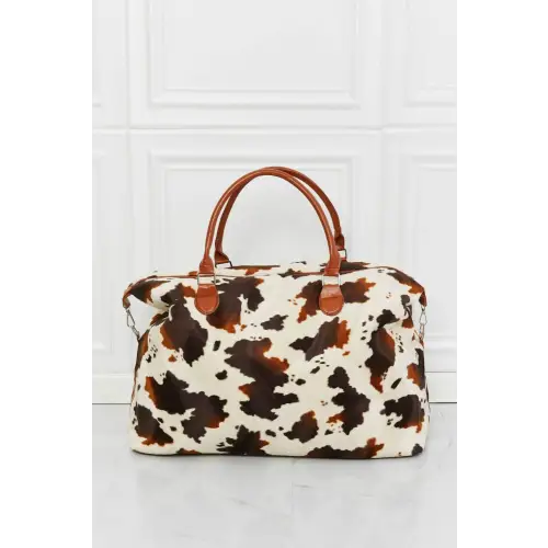 Stylish Animal Print Plush Weekender - Perfect for Trendy Travelers