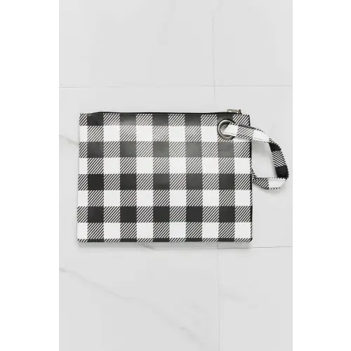 Stylish Black and  White Printed Wristlet Clutch - Everyday Chic