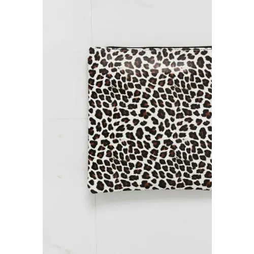 Stylish Black and  White Printed Wristlet Clutch - Everyday Chic