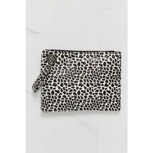 Stylish Black and  White Printed Wristlet Clutch - Everyday Chic