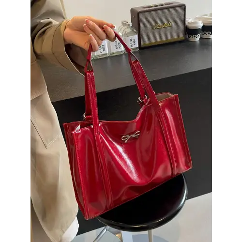 Stylish Red Patent Leather Bow Shoulder Bag for Trendsetters