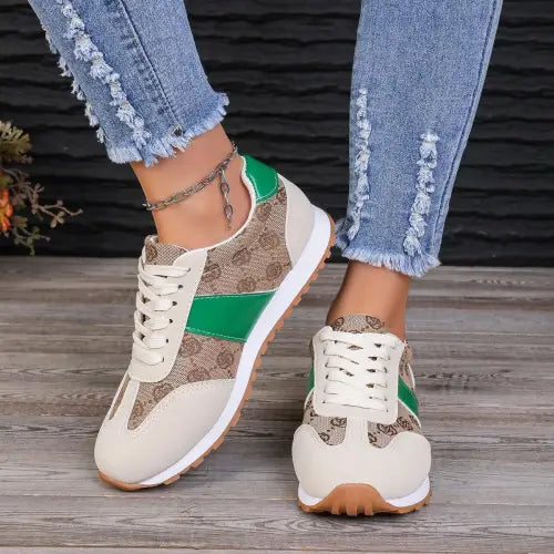 Stylish Zella Mode Contrast Round Toe Flat Sneakers for Everyday Chic