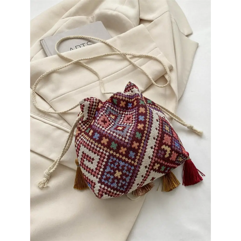 Boho Chic Tassel Spaghetti Strap Shoulder Bag for Summer Adventures