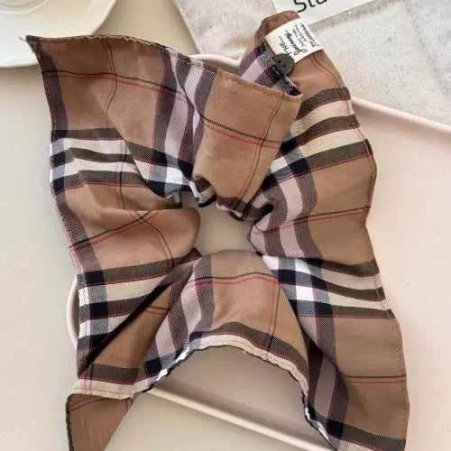 Trendy Contrast Plaid Elastic Hair Scrunchy