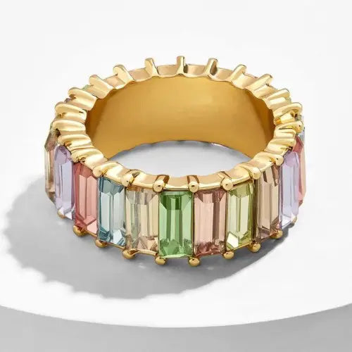 Vibrant 18K Round Gemstone Design Rings for a High-End Look