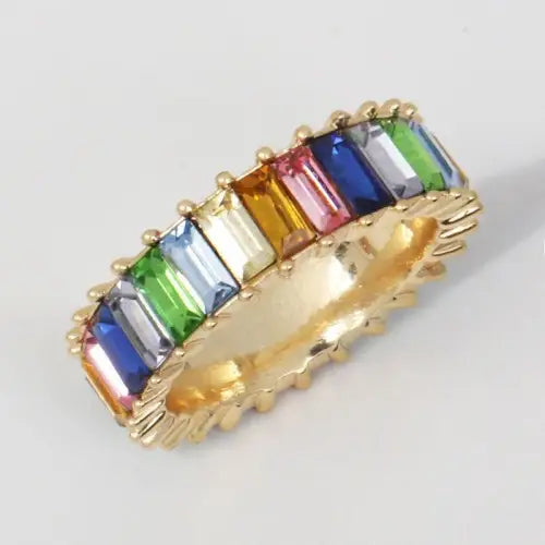 Vibrant 18K Round Gemstone Design Rings for a High-End Look