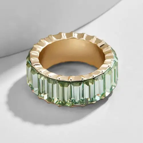 Vibrant 18K Round Gemstone Design Rings for a High-End Look