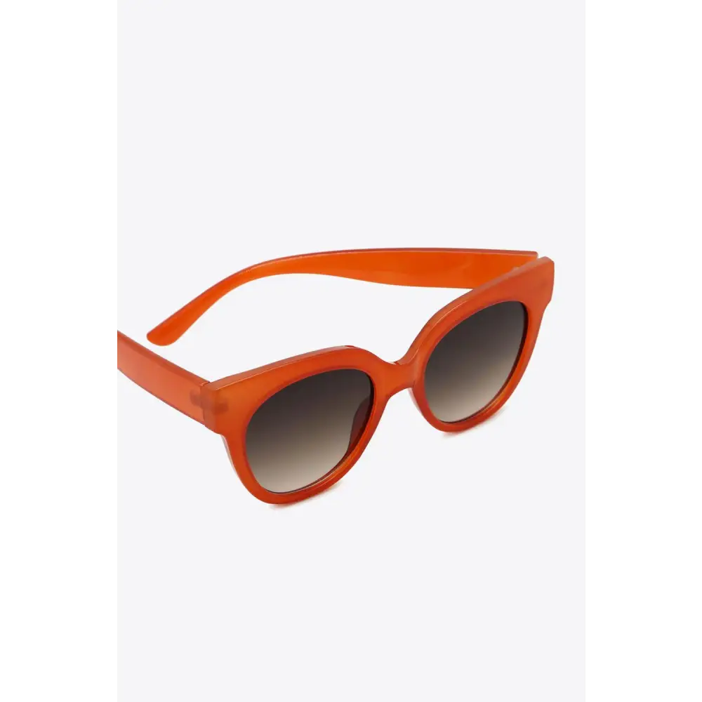 Vibrant Orange Cat-Eye UV400 Polycarbonate Round Sunglasses